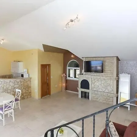 Manuela Vila Jesenice (Split-Dalmatia)